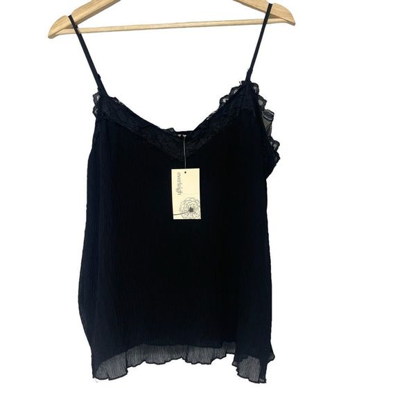 Everleigh Blouse Size Medium Tank Top  Strap Sleeveless Top Black Lace V-Neck - Picture 4 of 12